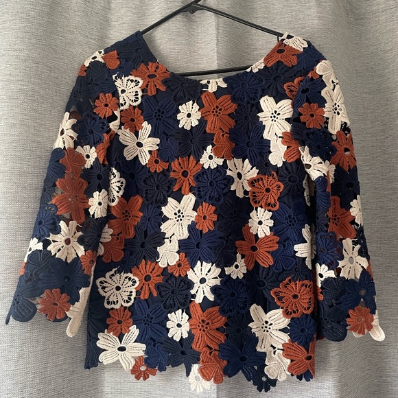 Rare Sezane Floral Crochet Top in Blue, Brown and Cream Size 36 - Picture 6 of 6